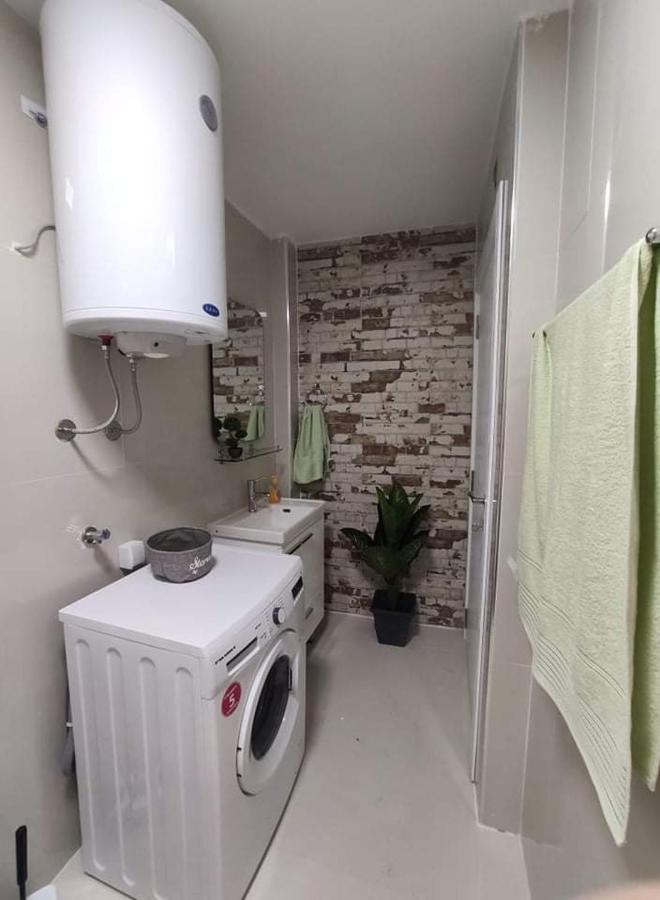 Bjanka Square Apartments Скоп'є Екстер'єр фото