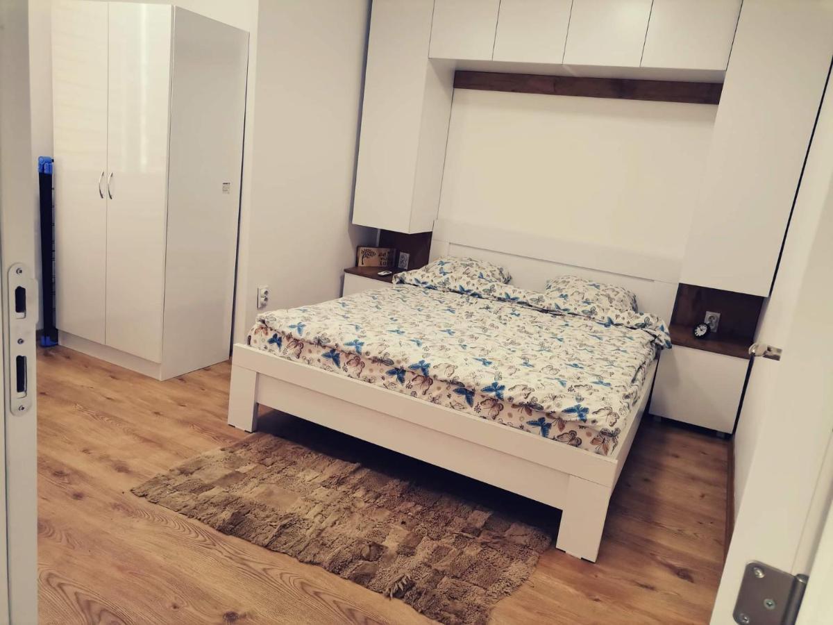 Bjanka Square Apartments Скоп'є Екстер'єр фото